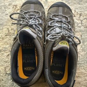 KEEN Men's Targhee II Waterproof low-rise hiking shoes